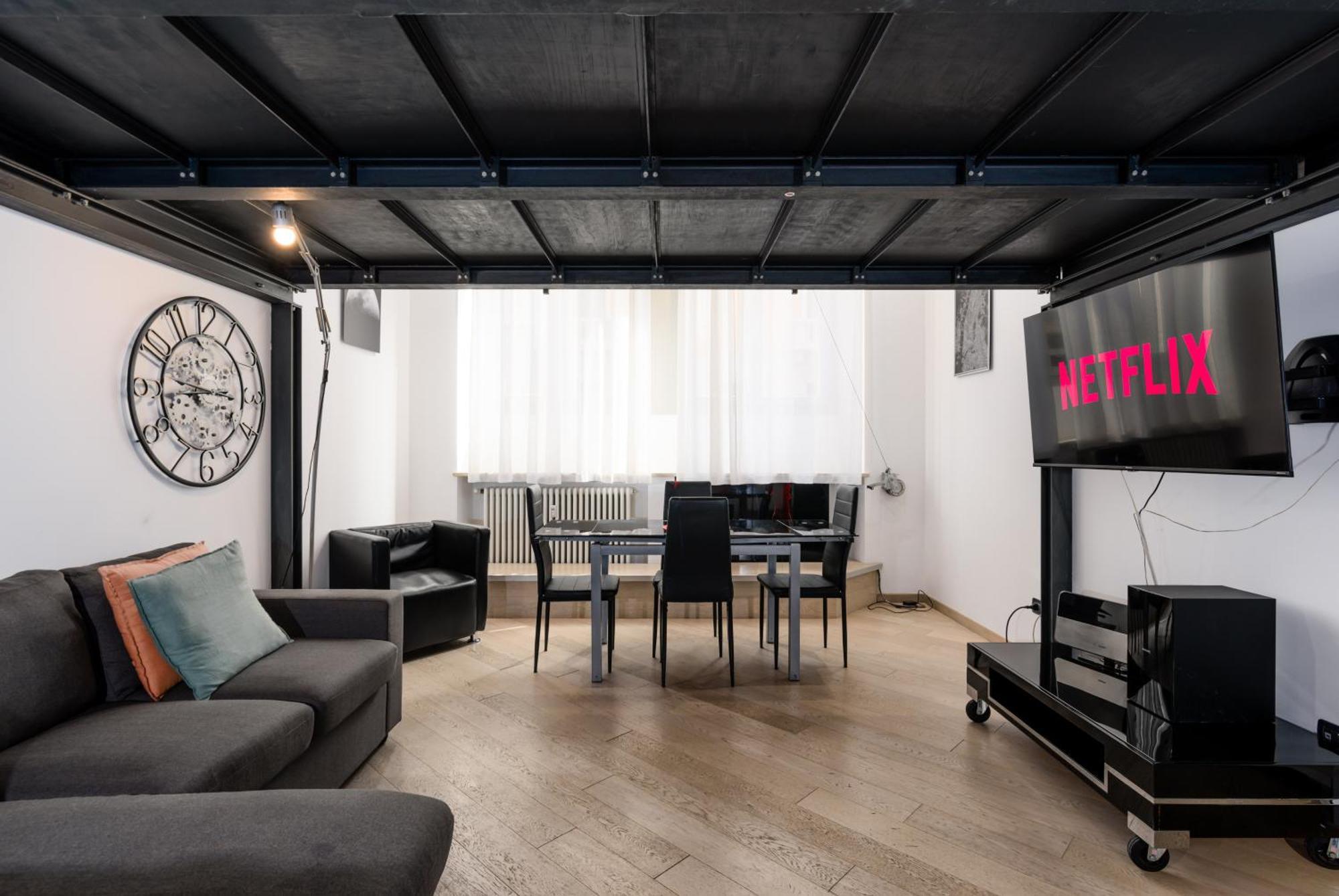 Moderno Loft A 150Mt Dalla Metro "Bernini" Турин Екстер'єр фото